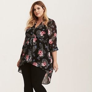 Paisley Print Chiffon Button Top in torrid size 4